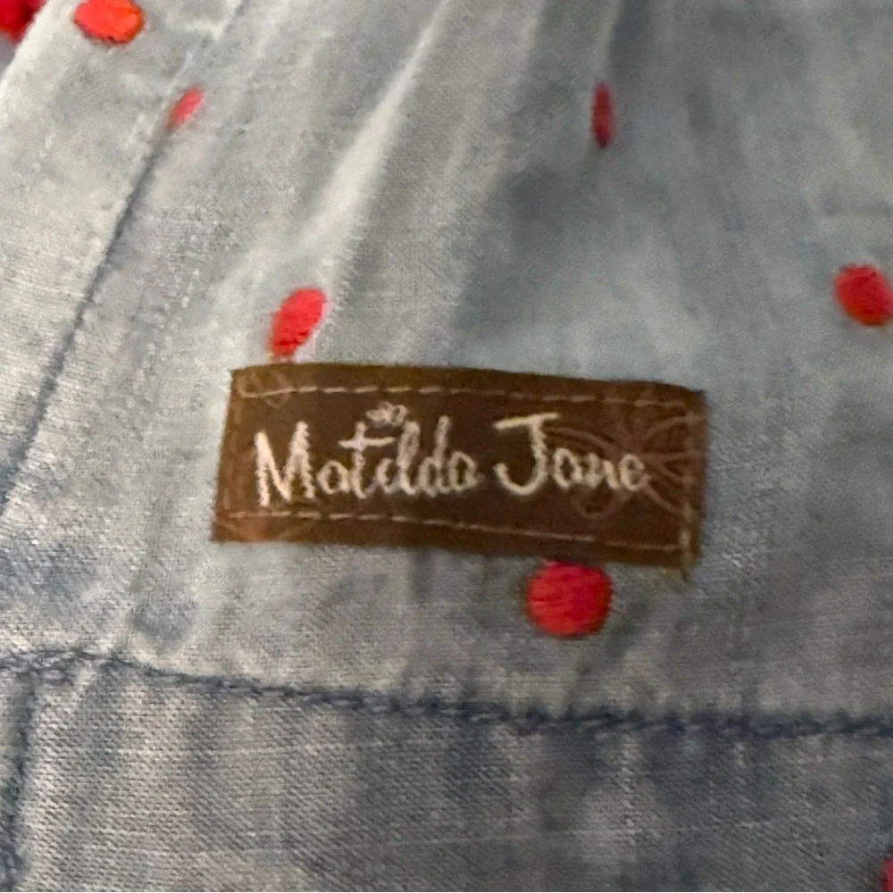 💙 Matilda Jane Cameron Chambray Dobby Shorts with red polka dots and red tassels - Picture 4 of 9